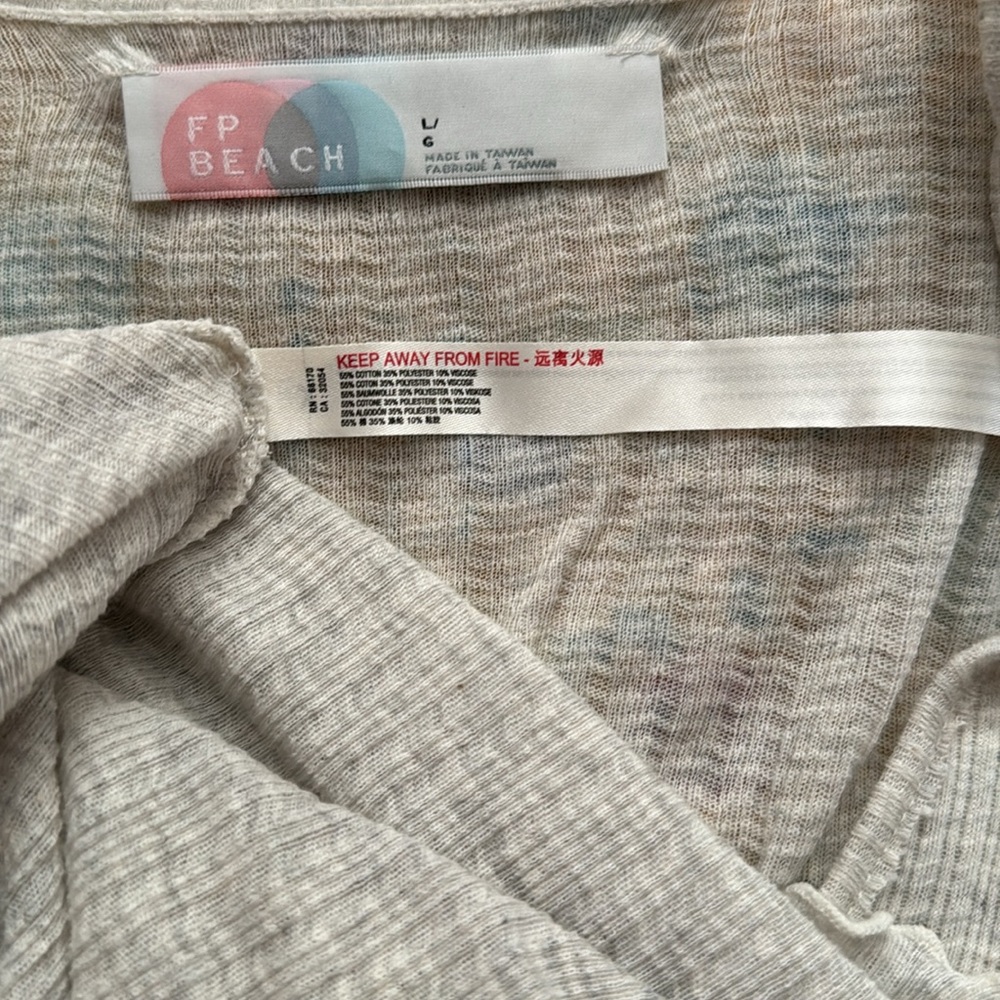 Free People Beach Can be styled as a coverup, tunic or dress!!! NWOT - Picture 3 of 3
